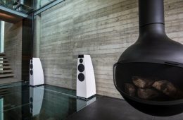 Meridian Audio DSP5200