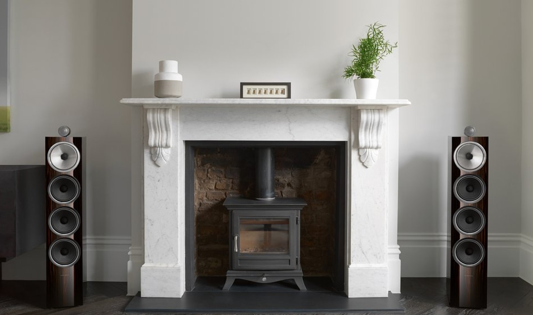 Bowers & Wilkins’ 705 And 702 Given Signature Status